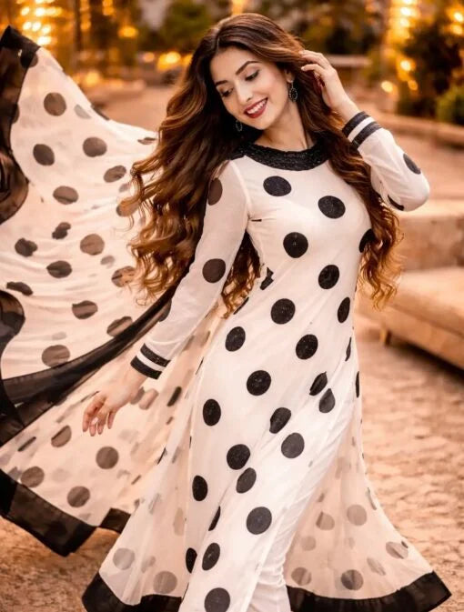Polka Luxury Outfit