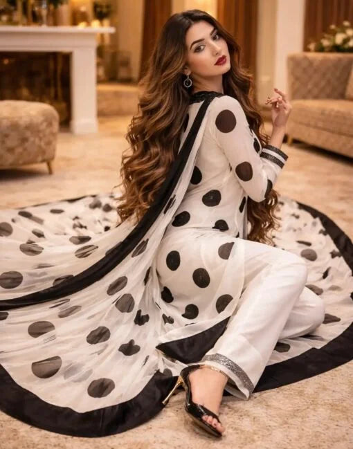 Polka Luxury Outfit