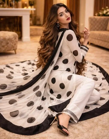 Polka Luxury Outfit