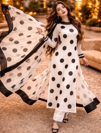 Polka Luxury Outfit