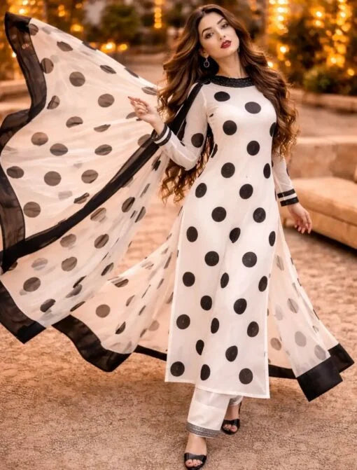Polka Luxury Outfit