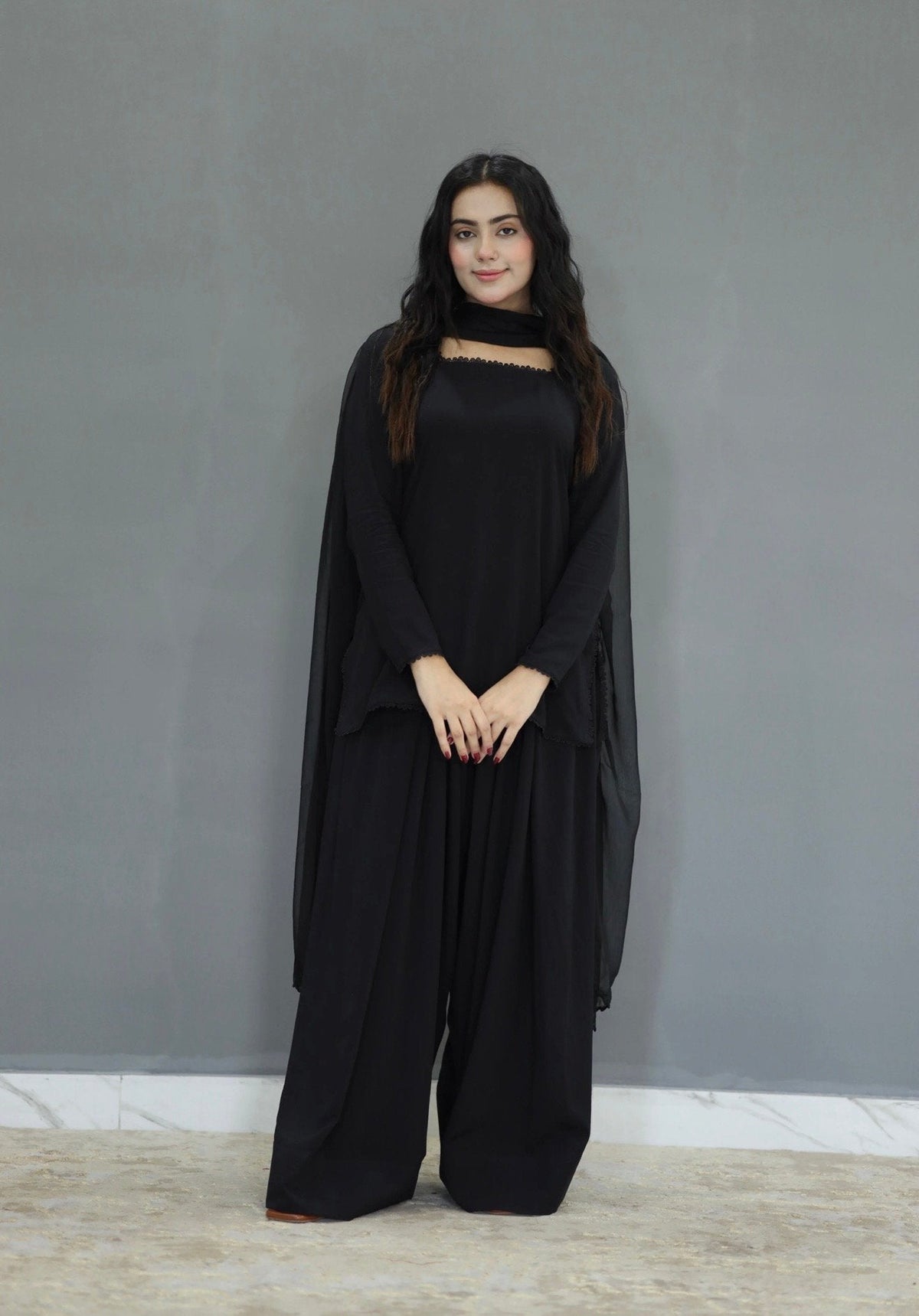 Chic and graceful black dress